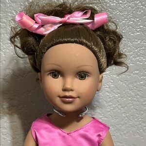 2015 Beautiful 18" Geoffrey Journey Girls Doll brunette with green eyes